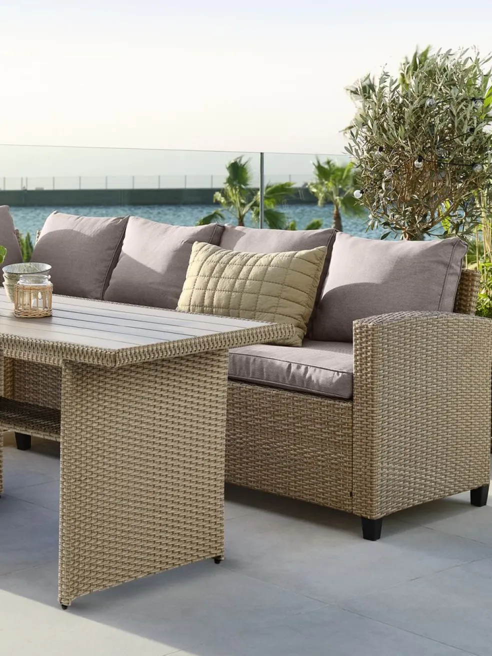 AGERMOSEEnsemble lounge AGERMOSE 6 personnes naturel