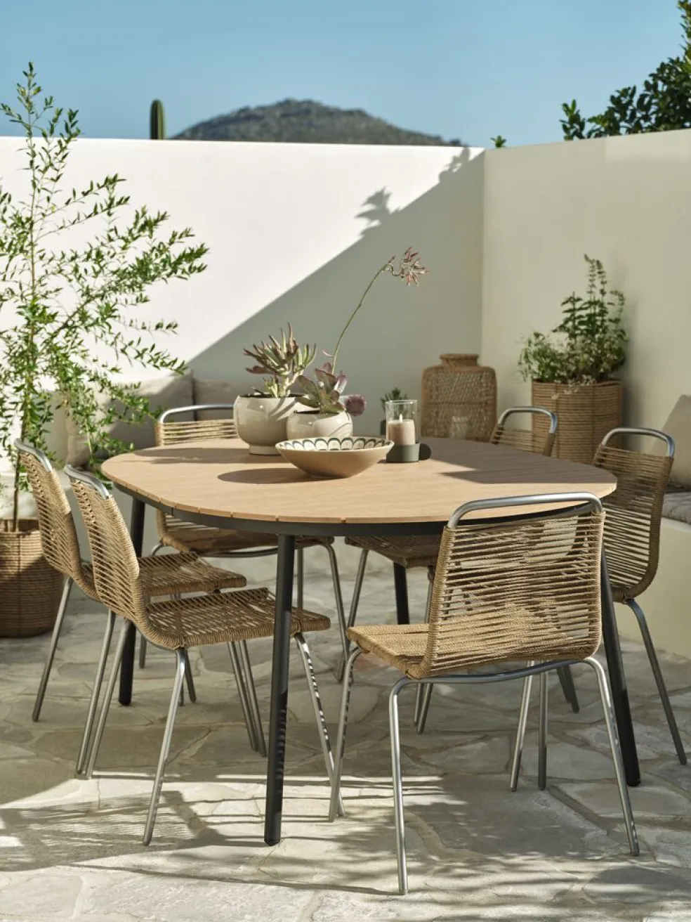 AKTIVEN + MIDDAGSBERGETAKTIVEN L118/168 table + 4 MIDDAGSBERGET chaises naturel