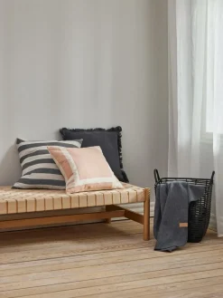 DAGLILJEPlaid polaire DAGLILJE 130x170 gris foncé