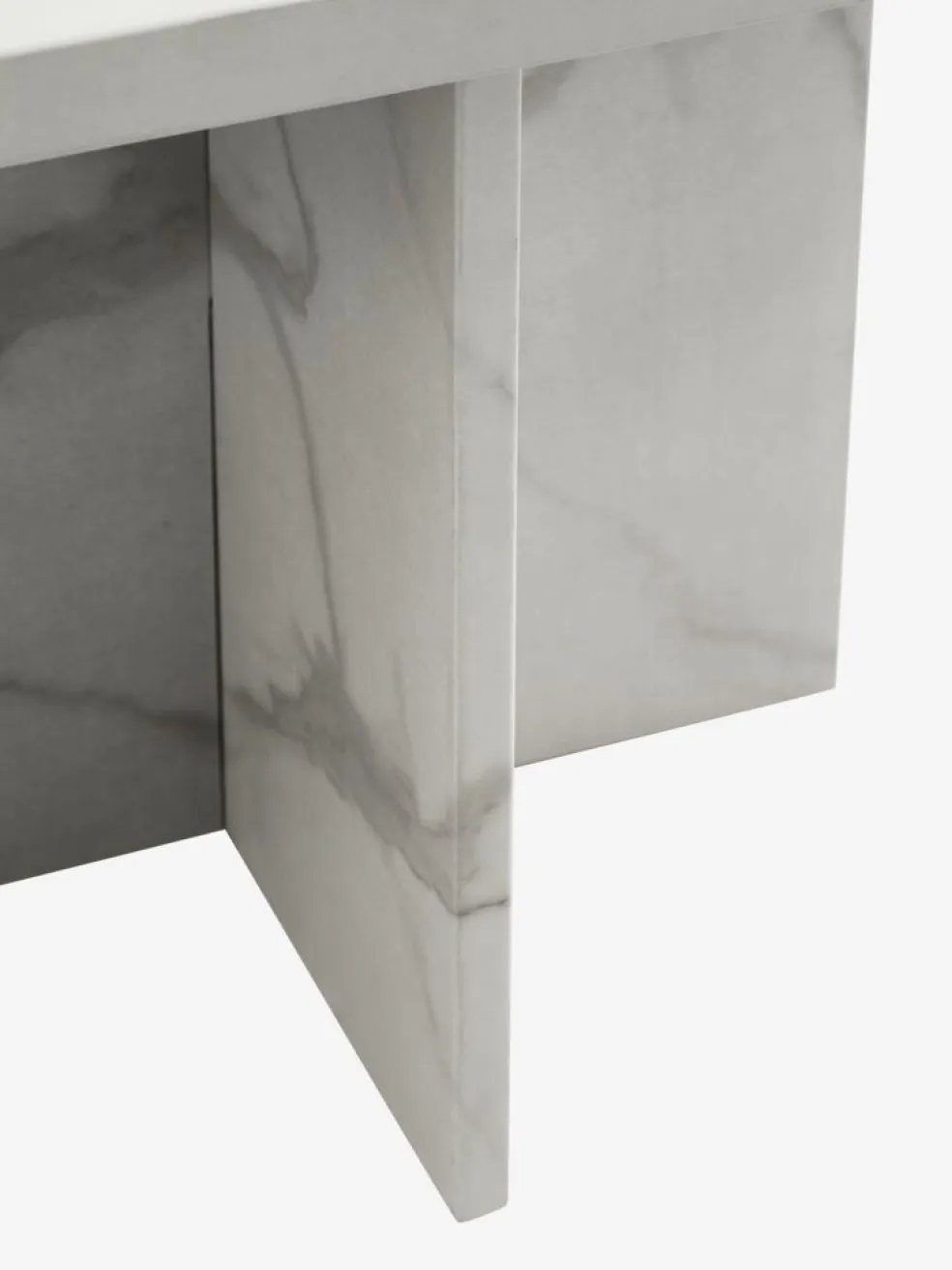 GANDRUPBout de canapé GANDRUP 45x45 coloris marbre blanc