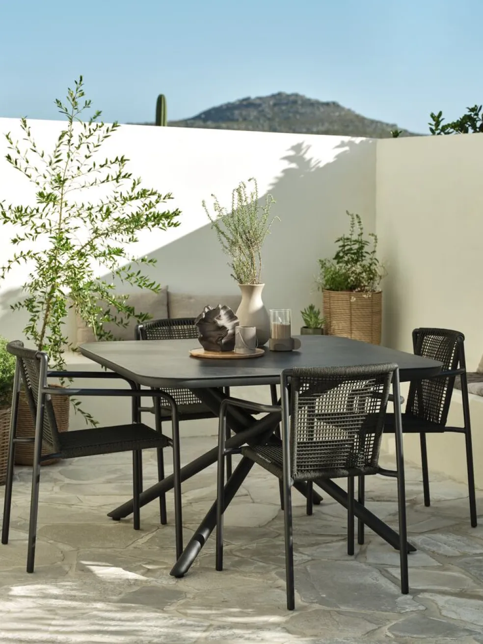 GOTHENBURG + KRISTIANSTADGOTHENBURG L120 table gris + 4 KRISTIANSTAD chaises vert