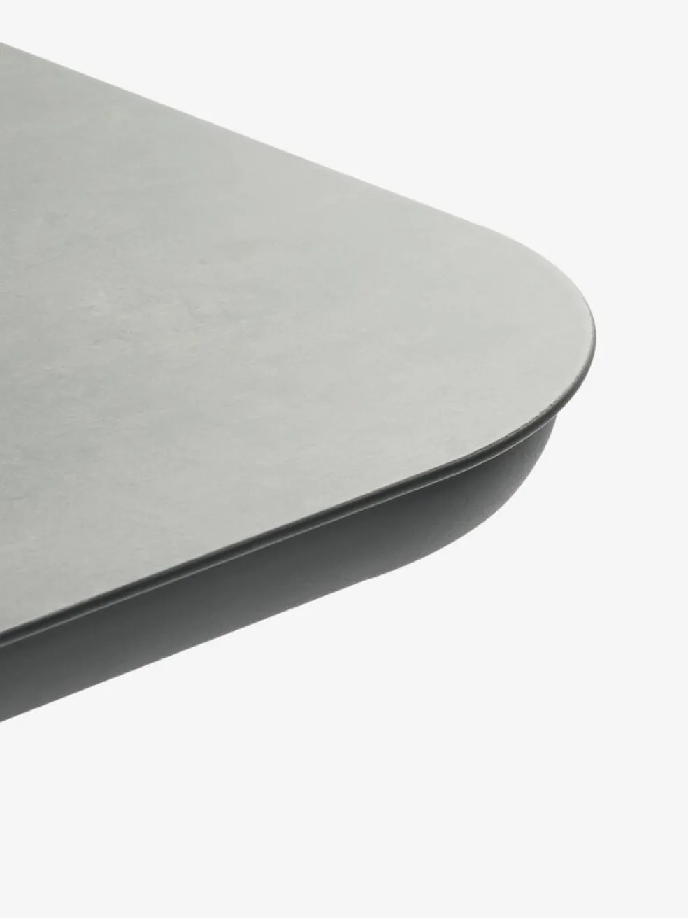 GOTHENBURG + TRILLEVALLENGOTHENBURG L120 table gris + 4 TRILLEVALLEN chaises noir