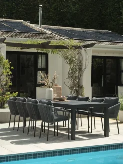HESTEHAVETable de jardin HESTEHAVE l95xL205/275 noir