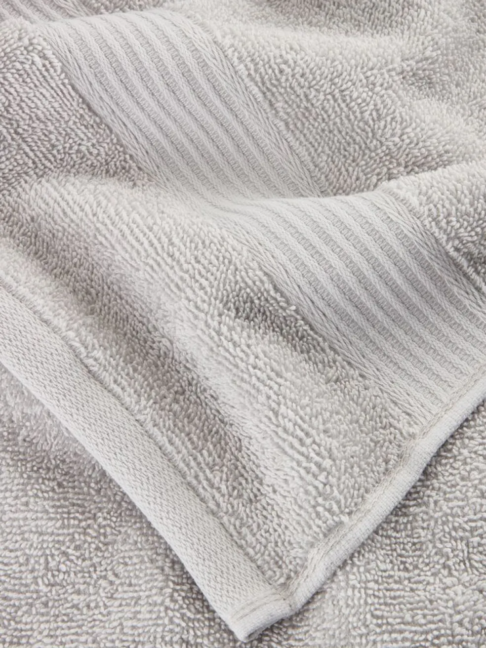 KARLSTADGoldServiette de toilette KARLSTAD 50x100 gris clair