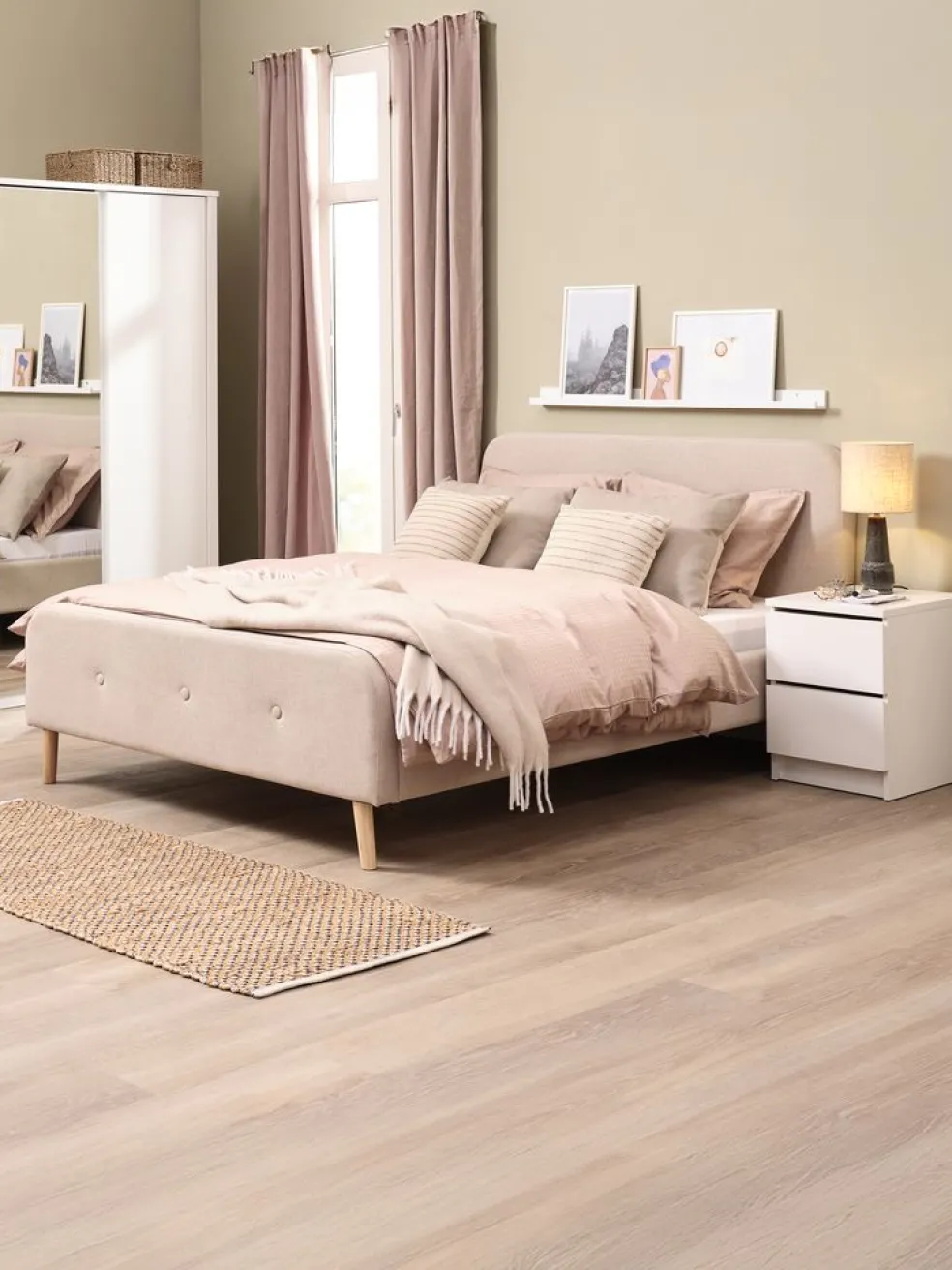 KONGSBERGCadre de lit KONGSBERG 140x190 tissu beige