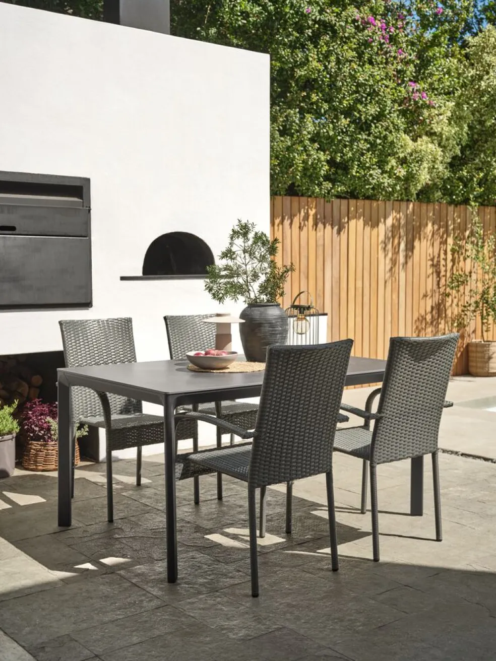 KUMLATable de jardin KUMLA l95xL150 gris