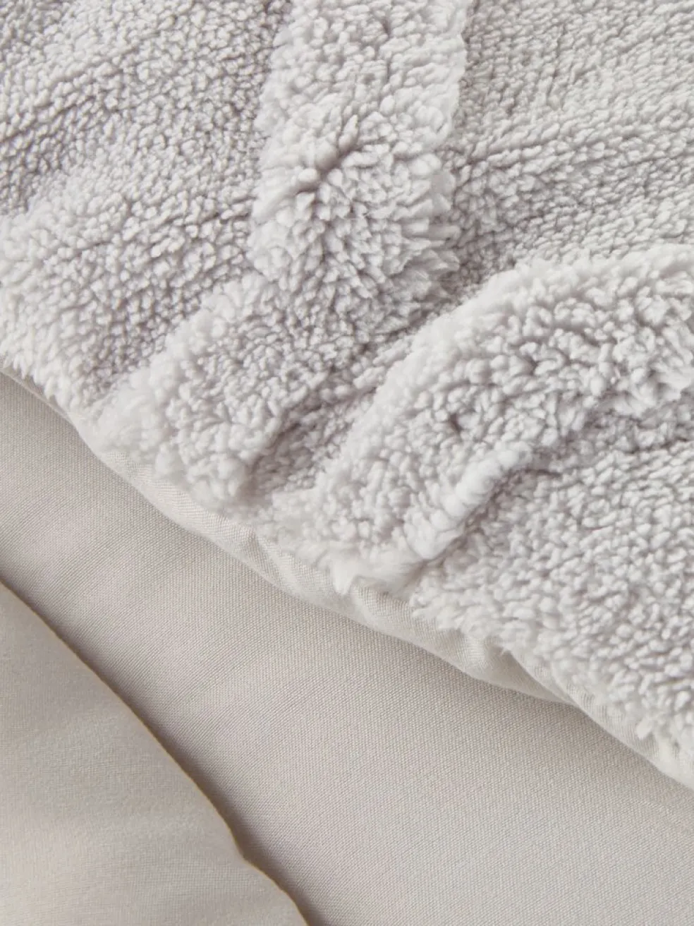 MIDTRONDENPlusCouette en sherpa 240x220 MIDTRONDEN chaud