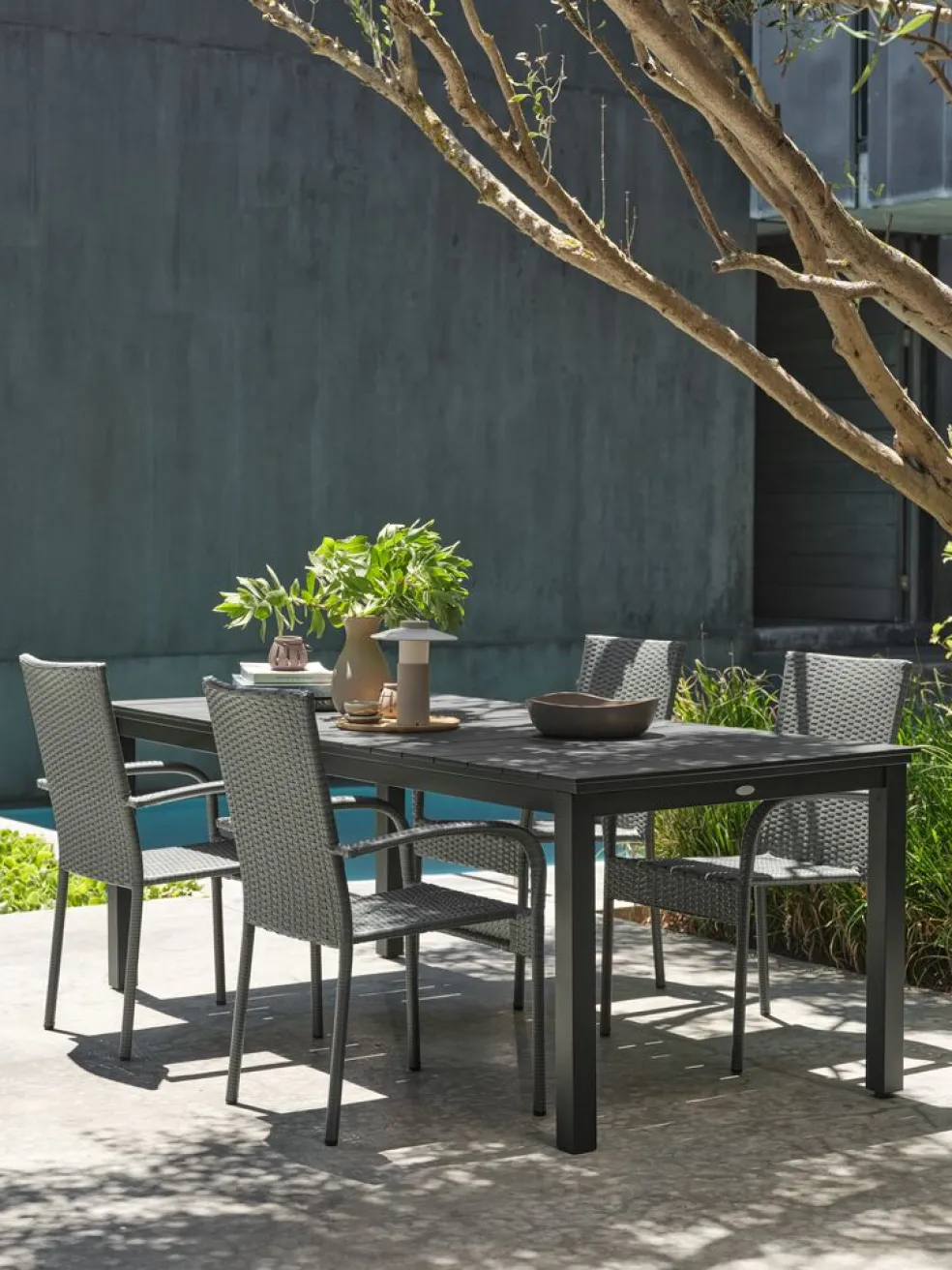 MOSS + GUDHJEMMOSS L214/315 table + 4 GUDHJEM chaises gris
