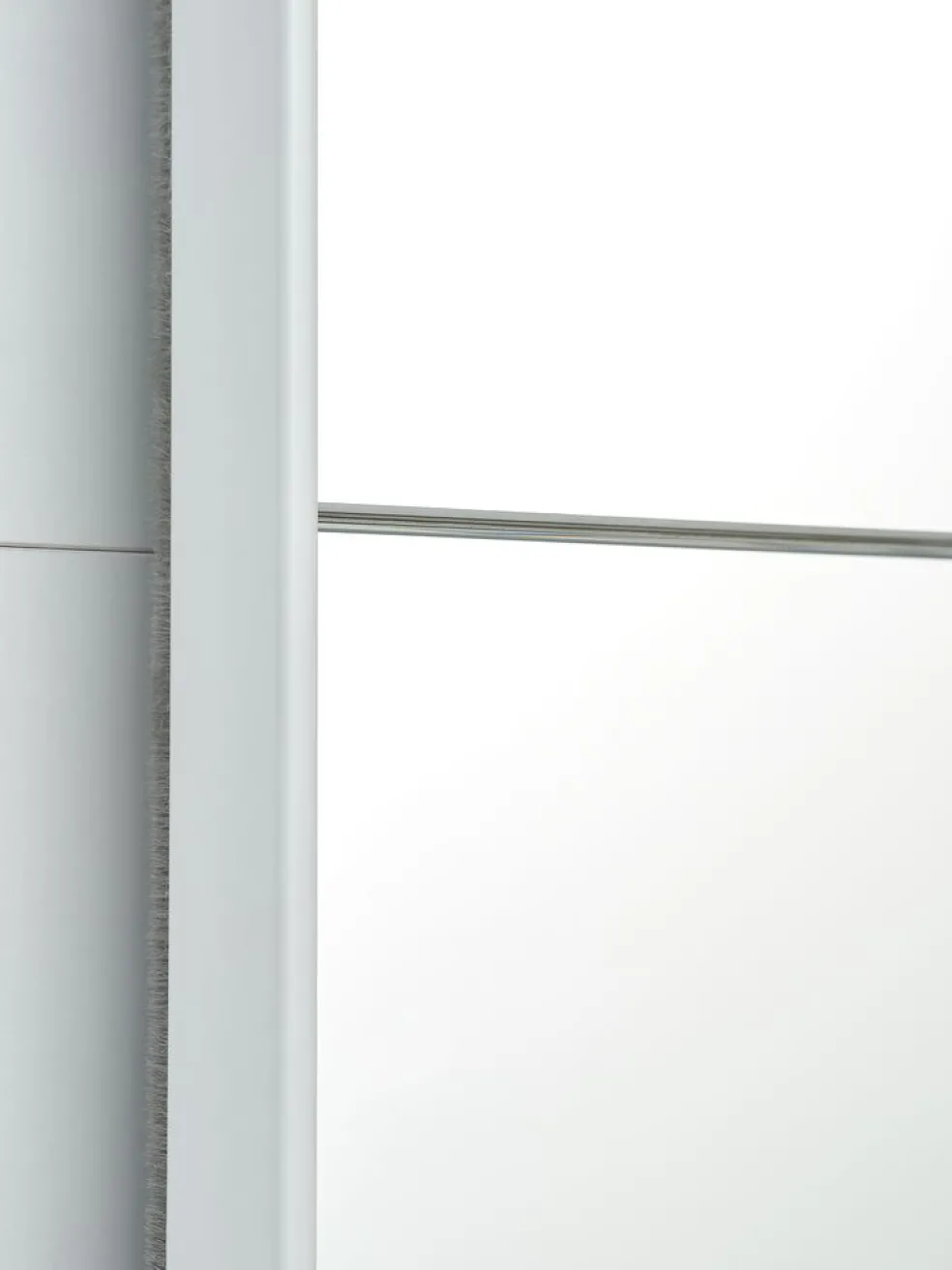 RABERGArmoire RABERG 150x200 a/miroir blanc
