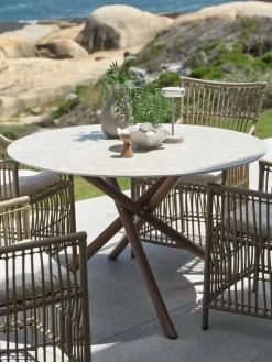 SANDVIGTable de jardin SANDVIG Ø120 beige