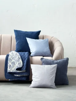 SOMMEREIKCouverture matelassée SOMMEREIK 130x170 bleu/blanc