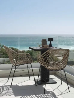 THY + ILDERHUSETHY L60 table noir + 2 ILDERHUSE chaises naturel