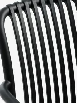 TIPMOSE + NABBENTIPMOSE L70 table gris + 2 NABBEN chaises noir