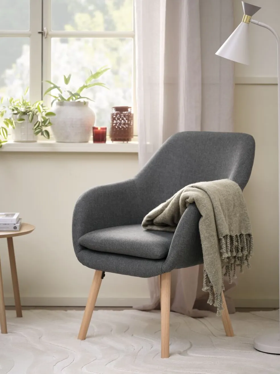 UDSBJERGFauteuil UDSBJERG tissu gris/chêne
