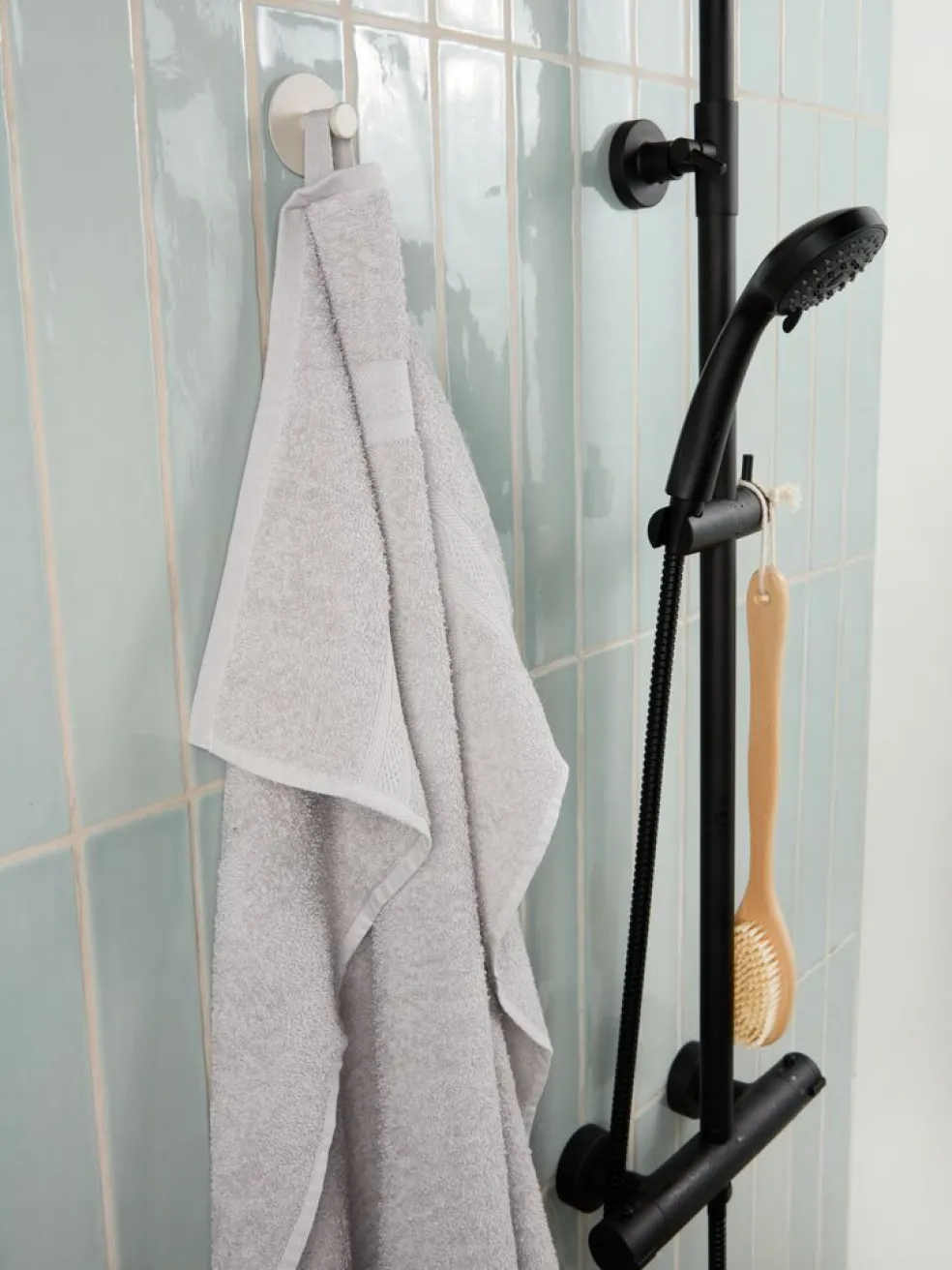 UPPSALABasicServiette de toilette UPPSALA 50x90 gris clair